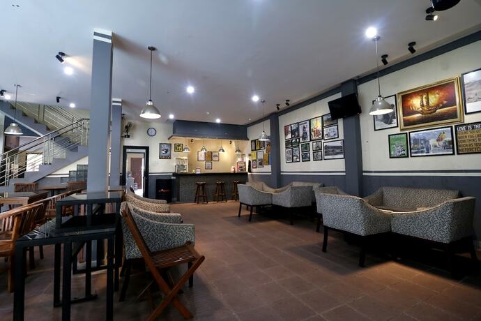 Imagen de los interiores del Hotel Reddoorz Plus Near Universitas Indonesia. Foto 32