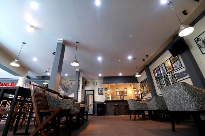 Imagen de los interiores del Hotel Reddoorz Plus Near Universitas Indonesia. Foto 33