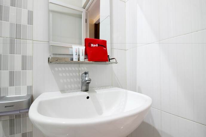 Imagen general del Hotel Reddoorz Plus Near Upn Jogjakarta 2. Foto 14
