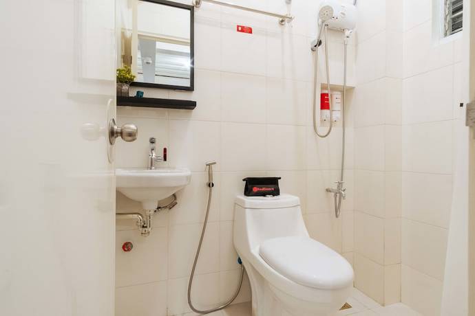 Imagen de la habitación del Hotel Reddoorz Plus Near Ust Manila. Foto 7