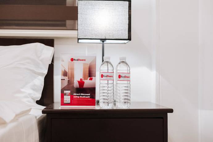 Imagen de la habitación del Hotel Reddoorz Plus Near Ust Manila. Foto 9