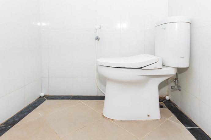 Imagen de la habitación del Hotel Reddoorz Plus @ Paal 2 Manado. Foto 8