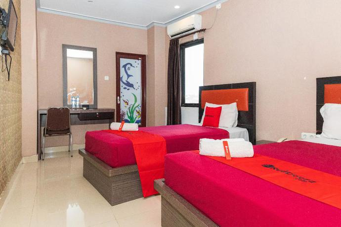 Imagen de la habitación del Hotel Reddoorz Plus @ Paal 2 Manado. Foto 13