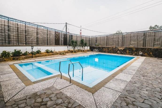 Imagen general del Hotel Reddoorz Plus @ Permata Alam. Foto 4