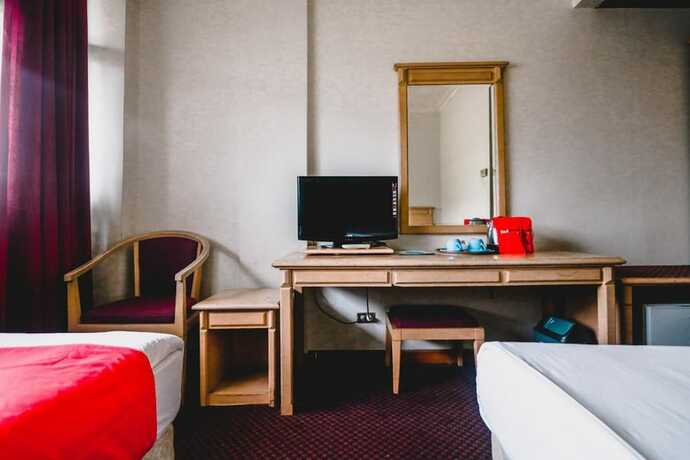 Imagen general del Hotel Reddoorz Plus @ Permata Alam. Foto 10