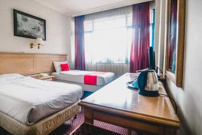 Imagen general del Hotel Reddoorz Plus @ Permata Alam. Foto 11