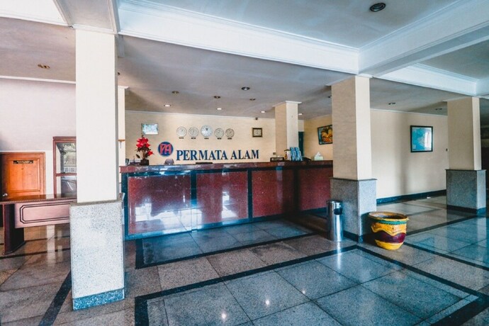 Imagen de los interiores del Hotel Reddoorz Plus @ Permata Alam. Foto 27