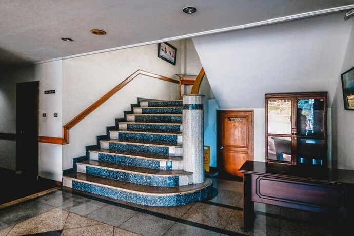 Imagen de los interiores del Hotel Reddoorz Plus @ Permata Alam. Foto 28