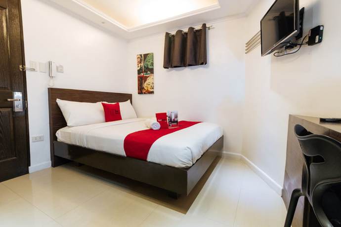 Imagen de la habitación del Hotel Reddoorz Plus @ Poblacion Makati. Foto 5