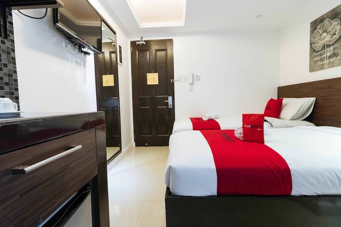 Imagen de la habitación del Hotel Reddoorz Plus @ Poblacion Makati. Foto 15