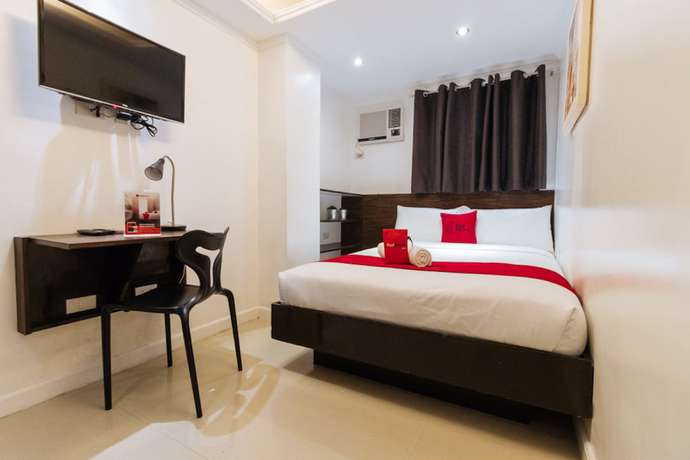 Imagen de la habitación del Hotel Reddoorz Plus @ Poblacion Makati. Foto 18