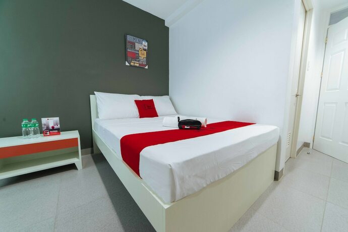 Imagen de la habitación del Hotel Reddoorz Plus @ Roxas Street Davao. Foto 20