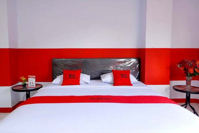 Imagen de la habitación del Hotel Reddoorz Plus @ Samratulangi Manado. Foto 19
