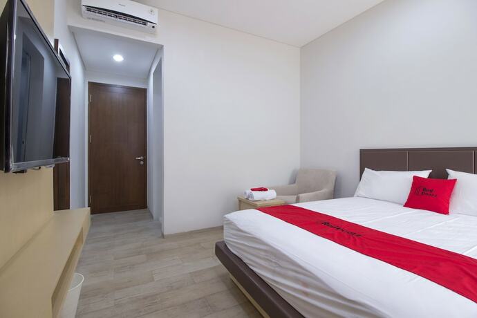 Imagen general del Hotel Reddoorz Plus @ Scbd. Foto 6
