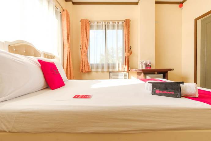 Imagen de la habitación del Hotel Reddoorz Plus @ Seaborne Subic Zambales. Foto 6