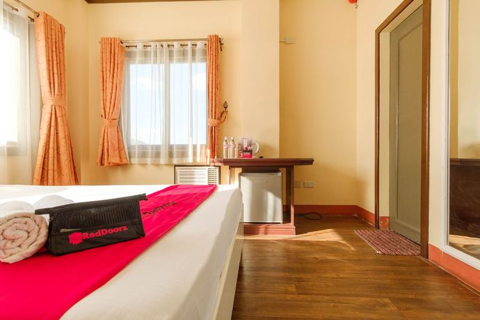 Imagen de la habitación del Hotel Reddoorz Plus @ Seaborne Subic Zambales. Foto 10