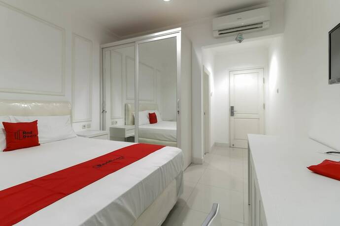 Imagen general del Hotel Reddoorz Plus @ Setiabudi Barat. Foto 5