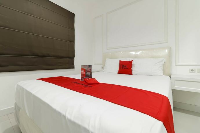 Imagen general del Hotel Reddoorz Plus @ Setiabudi Barat. Foto 7