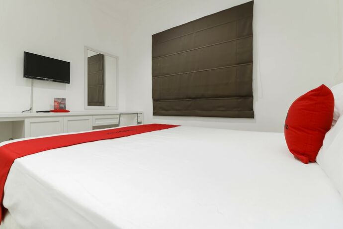Imagen de la habitación del Hotel Reddoorz Plus @ Setiabudi Barat. Foto 17