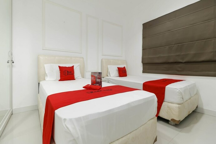 Imagen de la habitación del Hotel Reddoorz Plus @ Setiabudi Barat. Foto 25