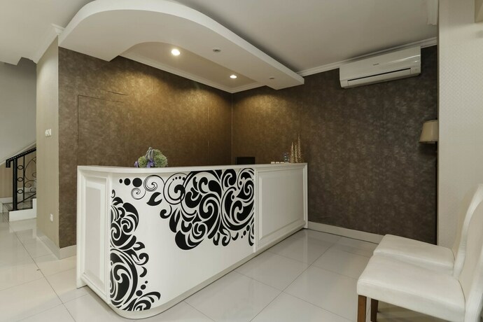 Imagen de los interiores del Hotel Reddoorz Plus @ Setiabudi Barat. Foto 29
