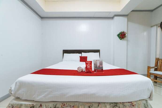 Imagen general del Hotel Reddoorz Plus @ Subic 2n2 Beach Resort Zambales. Foto 12