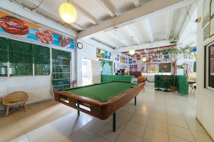 Imagen general del Hotel Reddoorz Plus @ Subic 2n2 Beach Resort Zambales. Foto 1