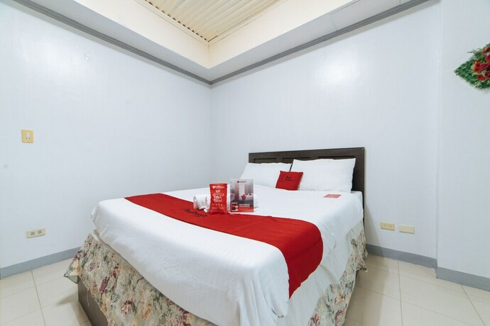 Imagen de la habitación del Hotel Reddoorz Plus @ Subic 2n2 Beach Resort Zambales. Foto 23