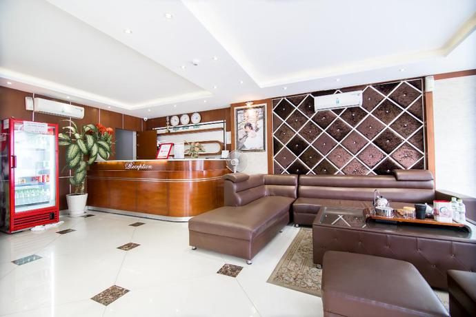 Imagen de los interiores del Hotel Reddoorz Plus @ Trung Son Residence. Foto 18
