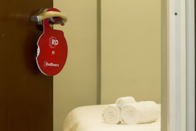 Imagen general del Hotel Reddoorz Plus @ Wastu Kencana. Foto 12