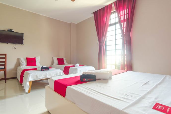 Imagen de la habitación del Hotel Reddoorz Plus @ West Nautical Road Puerto Galera. Foto 2