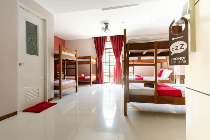 Imagen de la habitación del Hotel Reddoorz Plus @ West Nautical Road Puerto Galera. Foto 3