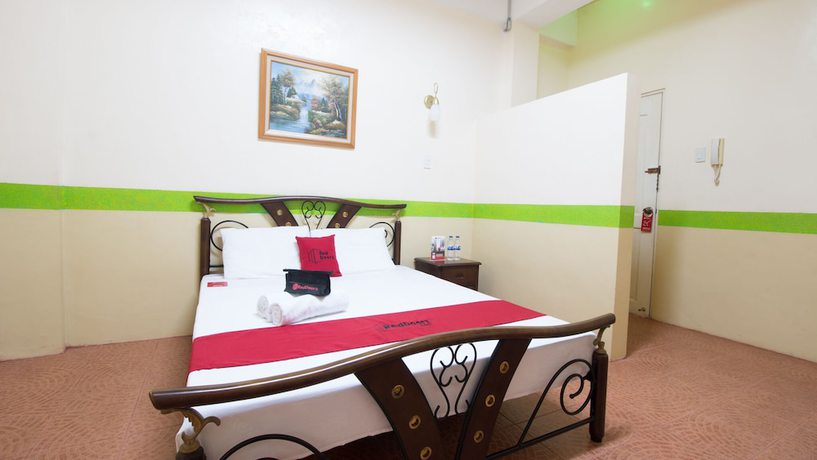 Imagen de la habitación del Hotel Reddoorz @ Praferosa Resort Calamba. Foto 3