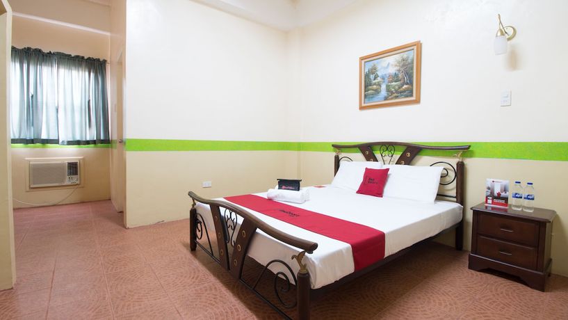 Imagen de la habitación del Hotel Reddoorz @ Praferosa Resort Calamba. Foto 10