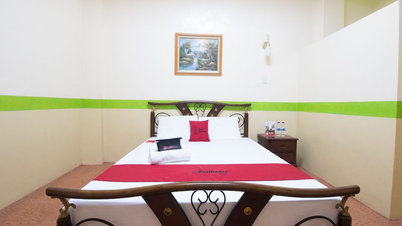 Imagen de la habitación del Hotel Reddoorz @ Praferosa Resort Calamba. Foto 12