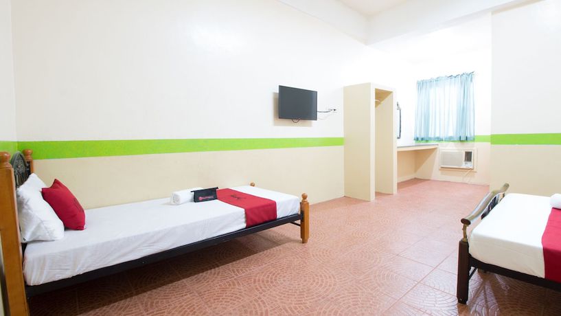 Imagen de la habitación del Hotel Reddoorz @ Praferosa Resort Calamba. Foto 14