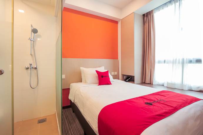 Imagen de la habitación del Hotel Reddoorz Premium @ Balestier. Foto 17