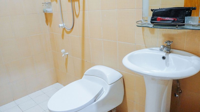 Imagen de la habitación del Hotel Reddoorz Premium @ Gabinete Road Palawan. Foto 6