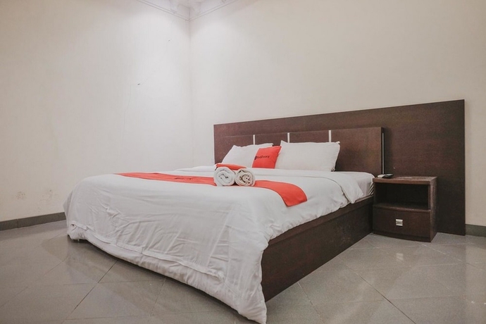 Imagen de la habitación del Hotel Reddoorz Premium @ Jalan Pal 10 Jambi. Foto 4