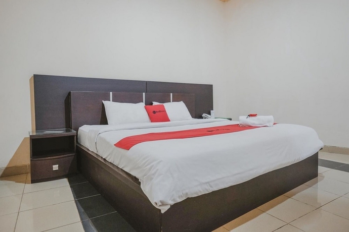 Imagen de la habitación del Hotel Reddoorz Premium @ Jalan Pal 10 Jambi. Foto 5