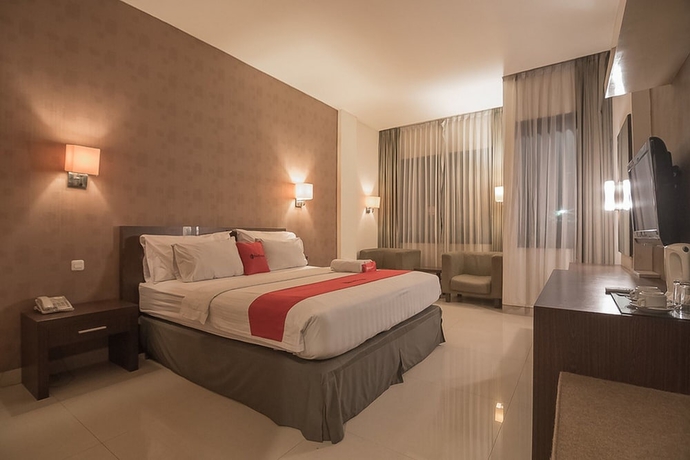 Imagen de la habitación del Hotel Reddoorz Premium Near Paris Van Java Mall. Foto 2