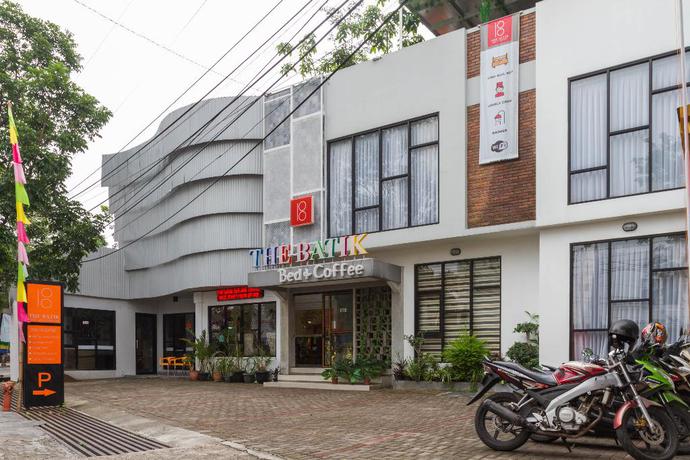 Imagen general del Hotel Reddoorz Premium @ The Batik Moh. Toha. Foto 1