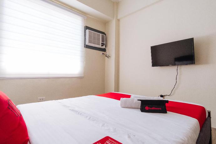 Imagen de la habitación del Hotel Reddoorz Premium @ Vista Heights Legarda. Foto 6