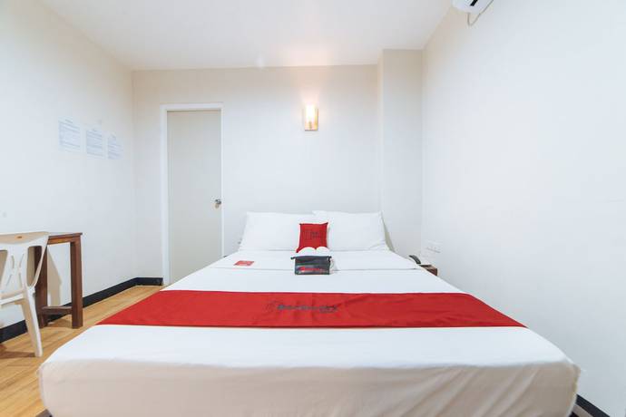 Imagen de la habitación del Hotel Reddoorz @ Rosario Street Bacolod. Foto 9