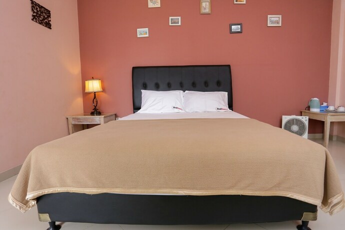 Imagen de la habitación del Hotel Reddoorz @ Sersan Bajuri. Foto 21