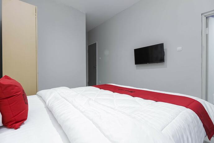 Imagen general del Hotel Reddoorz Syariah Near Metropolitan Mall Bekasi. Foto 5