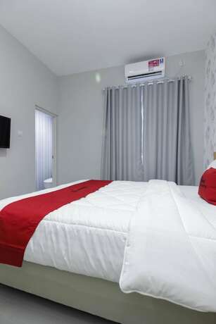 Imagen general del Hotel Reddoorz Syariah Near Metropolitan Mall Bekasi. Foto 19
