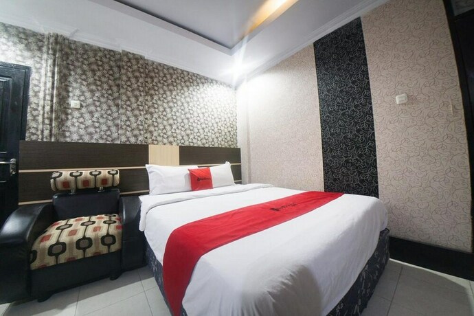 Imagen de la habitación del Hotel Reddoorz Syariah Near Rsud Ainun Habibie Gorontalo. Foto 27