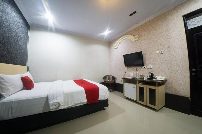 Imagen de la habitación del Hotel Reddoorz Syariah Near Rsud Ainun Habibie Gorontalo. Foto 30