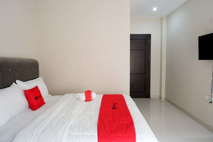 Imagen de la habitación del Hotel Reddoorz Syariah Near Rsud Margono Purwokerto. Foto 2